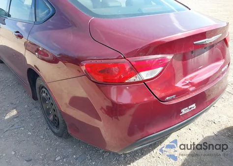 2015 Chrysler 200 S из США, поврежденный, VIN 1C3CCCDG6FN523181